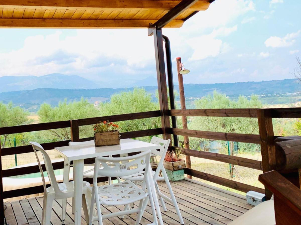 Oasi Macerina Villa Alanno Exteriör bild