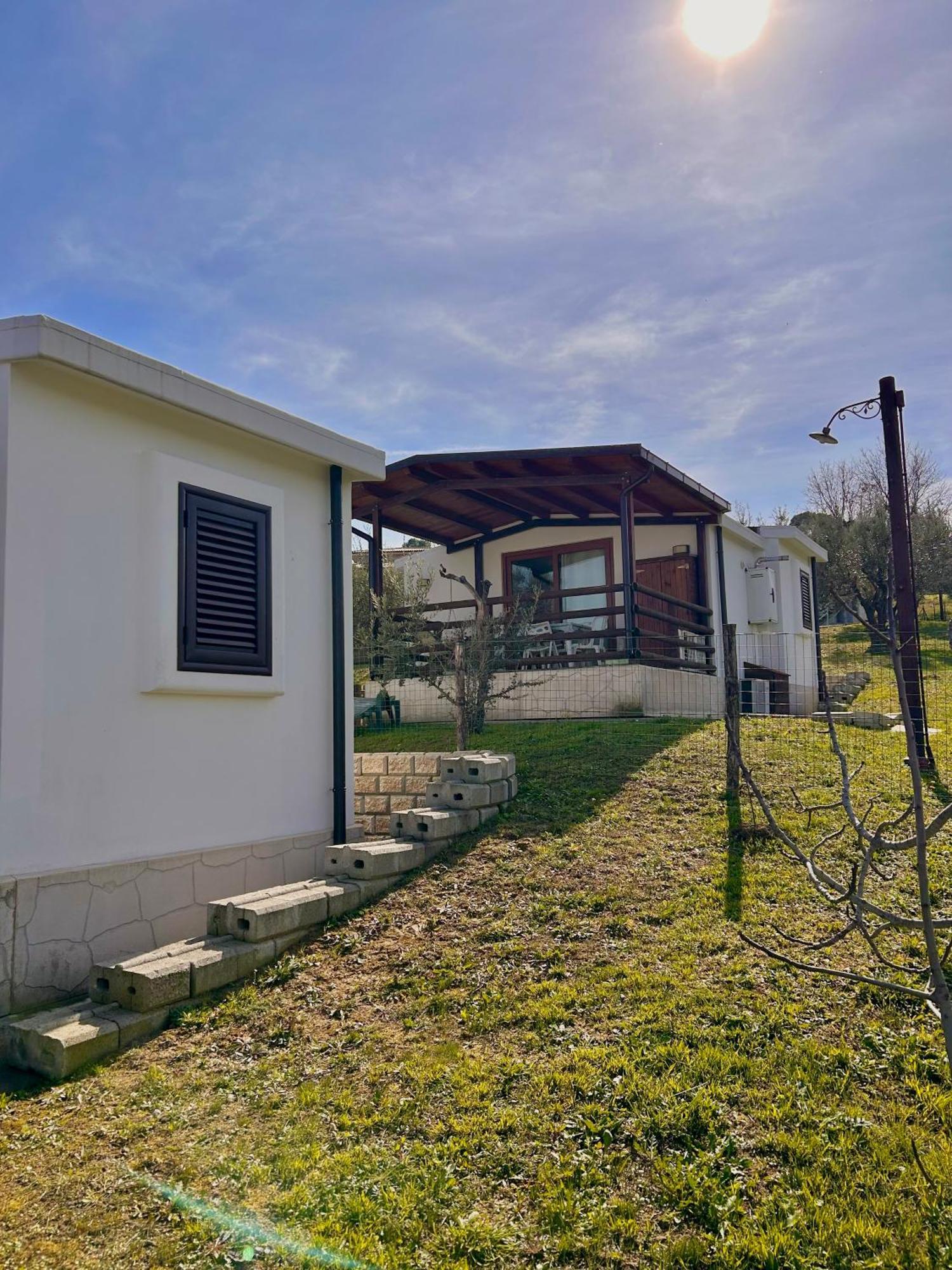 Oasi Macerina Villa Alanno Exteriör bild